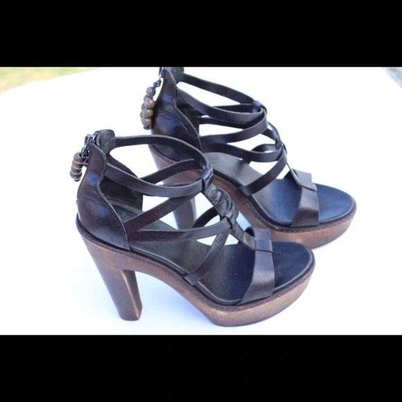 UGG Platform sandals - Picture 7 of 8